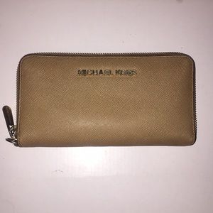 Michael Kors wallet